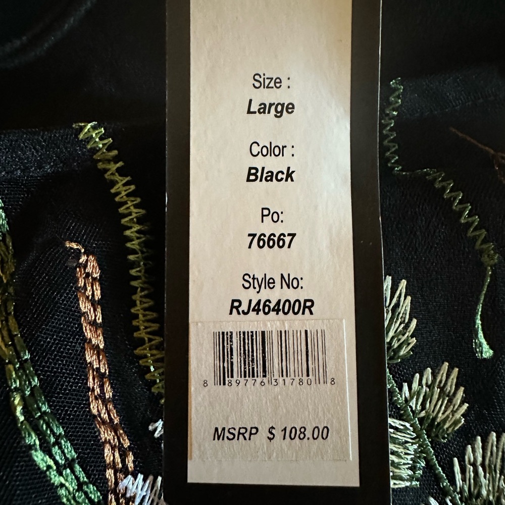 Romeo & Juliet Couture Floral Embroidered Mesh Top NWT - Picture 11 of 12